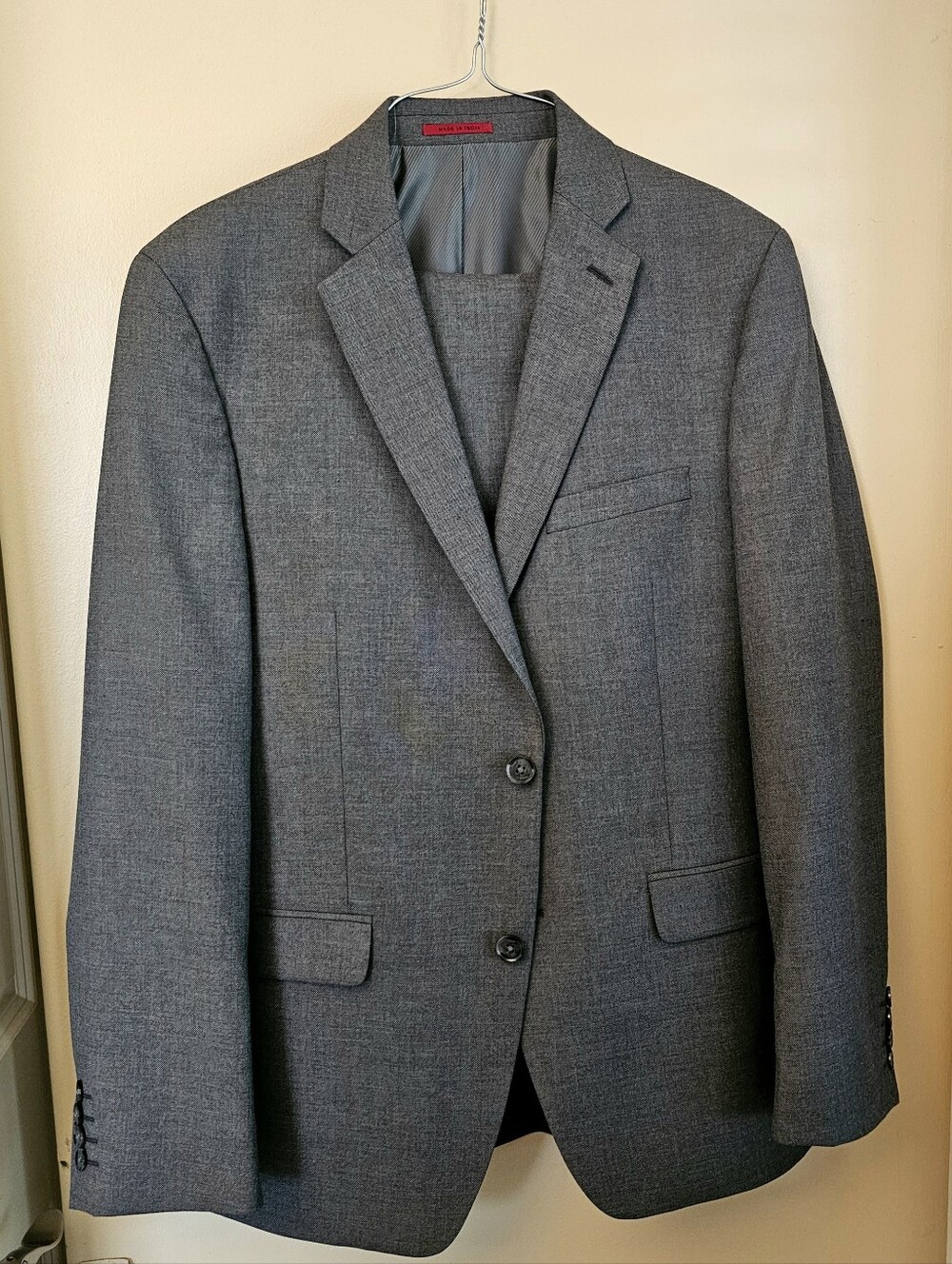 Men's Gray Classic Two-Button Blazer